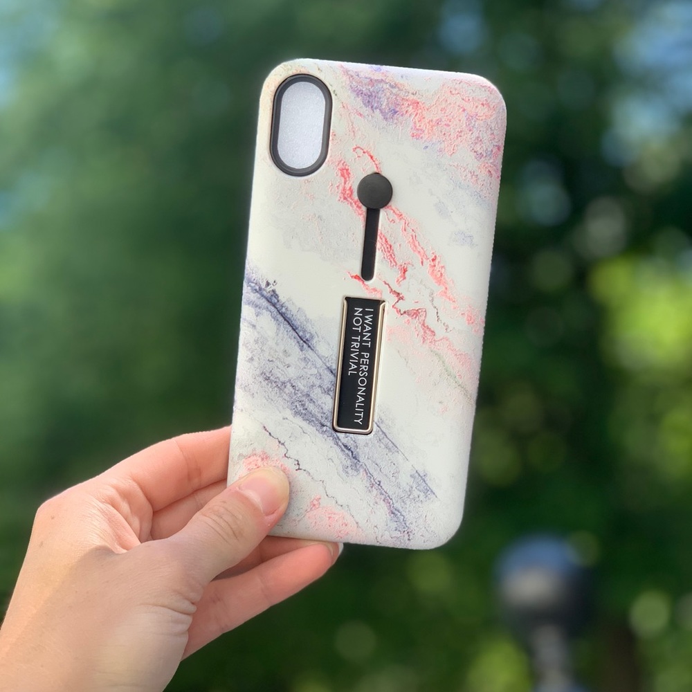BRAND NEW! White marble case for iPhone XS!